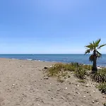 Waves & Pines El Paraiso, Benamara アパート エステポナ